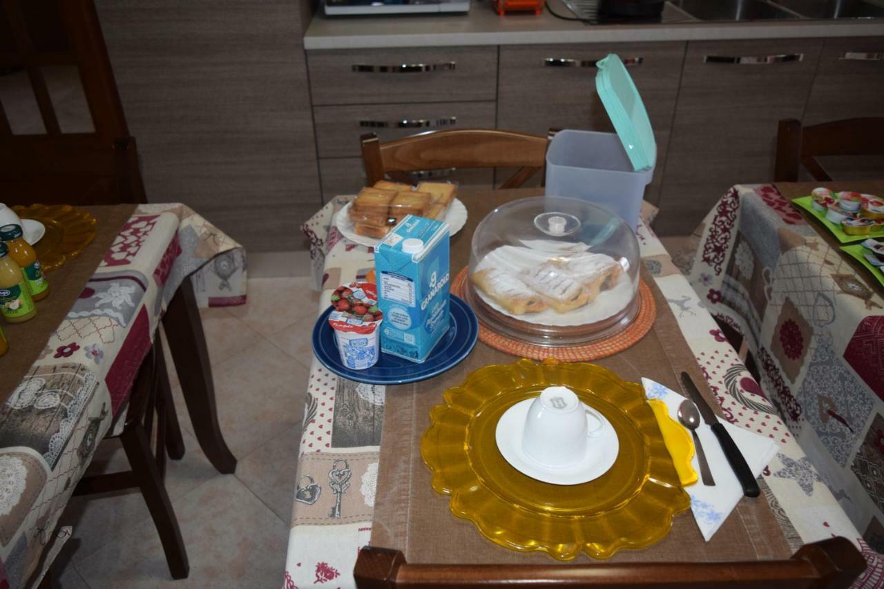 Amici Di Hackert Bed & Breakfast Caserta Exterior photo