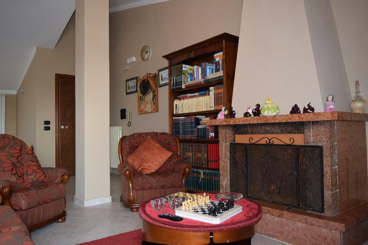 Amici Di Hackert Bed & Breakfast Caserta Exterior photo