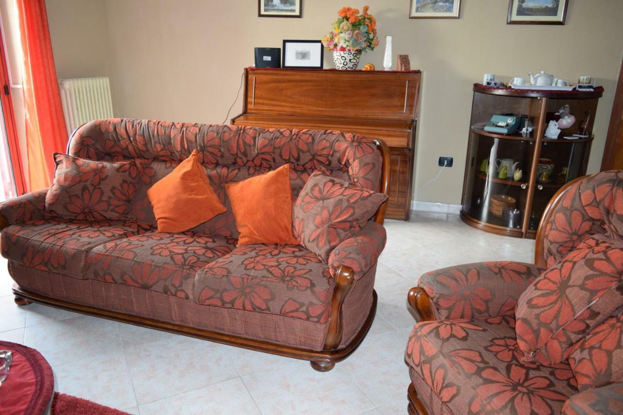 Amici Di Hackert Bed & Breakfast Caserta Exterior photo